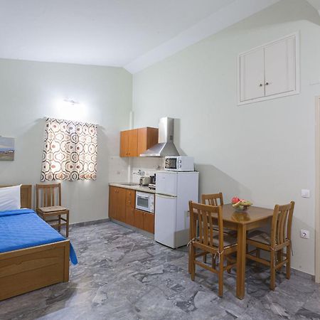 Stoúpa Remvi Hotel - Apartments المظهر الخارجي الصورة